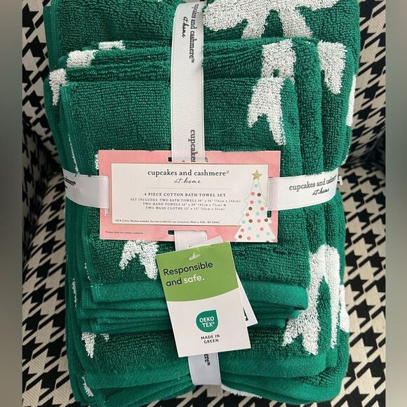 Cupcakes and Cashmere 6 Piece Green Cotton Bath Towel Set - Picture 1 of 5